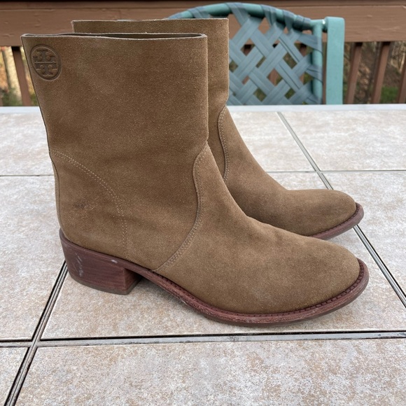 Tory Burch Sienna River Rock Embossed Logo Suede Leather Ankle Boots - Picture 6 of 12